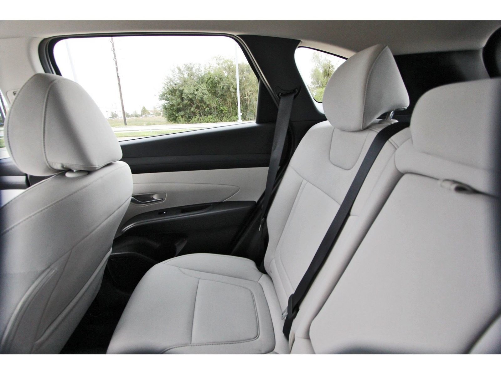 Used 2026 Hyundai Tucson SE FWD image 13