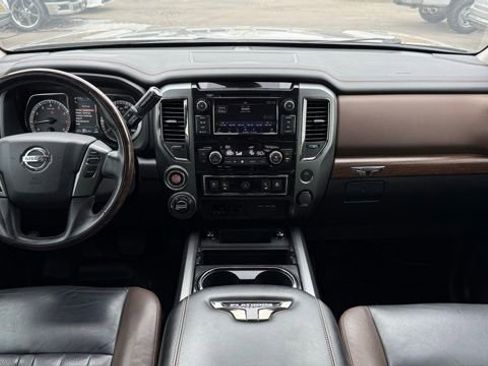Used 2019 Nissan Titan Platinum Reserve w/ Platinum Utility Package image 25