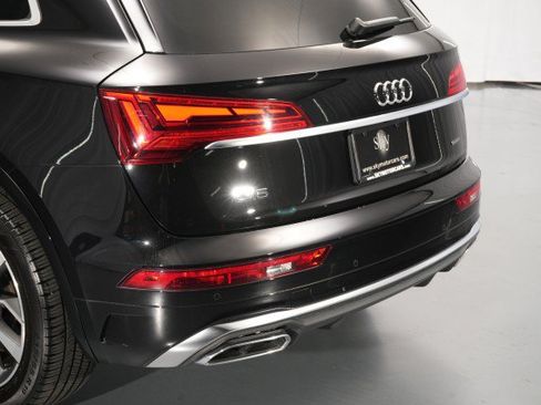Used 2023 Audi Q5 2.0T Premium Plus w/ Premium Plus Package AWD/4WD image 15