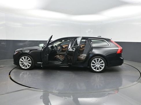 Used 2019 Volvo V90 T5 Inscription w/ Advanced Package FWD image 40