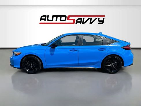 Used 2025 Honda Civic Sport image 4