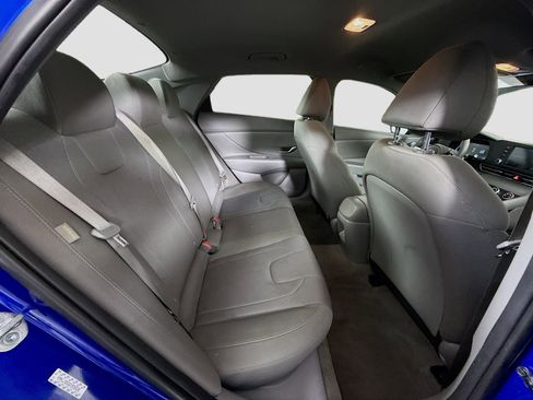 Used 2024 Hyundai Elantra SE image 26