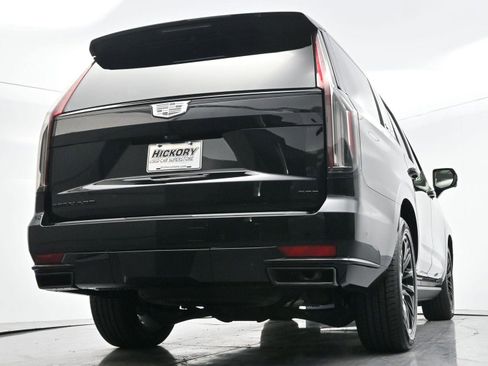 Used 2022 Cadillac Escalade Sport Platinum image 51