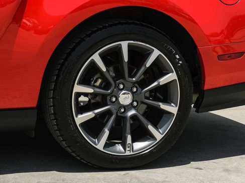 Used 2011 Ford Mustang GT Premium w/ 402A Rapid Spec Order Code RWD image 42
