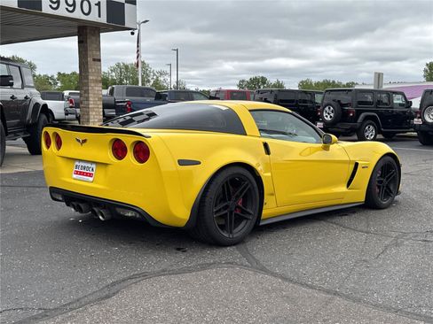 Used 2007 Chevrolet Corvette Z06 w/ Preferred Equipment Group RWD image 7