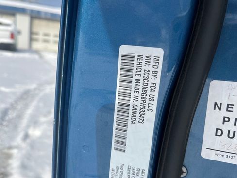 Used 2023 Dodge Charger SXT RWD image 40