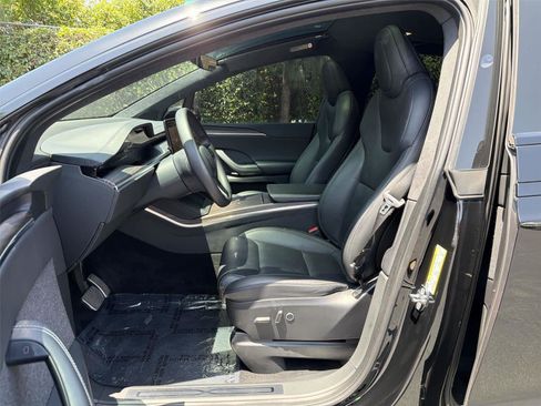 Used 2023 Tesla Model X AWD/4WD image 12