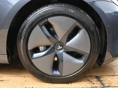 Used 2019 Tesla Model 3 Long Range image 13