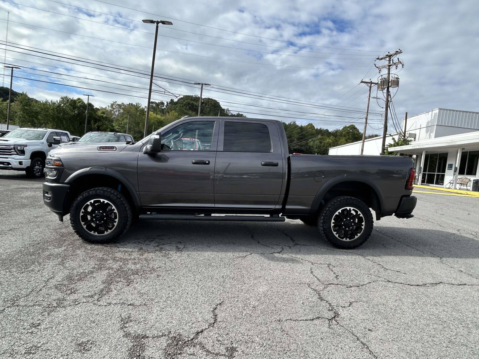 Used 2026 RAM 2500 Warlock AWD/4WD image 4