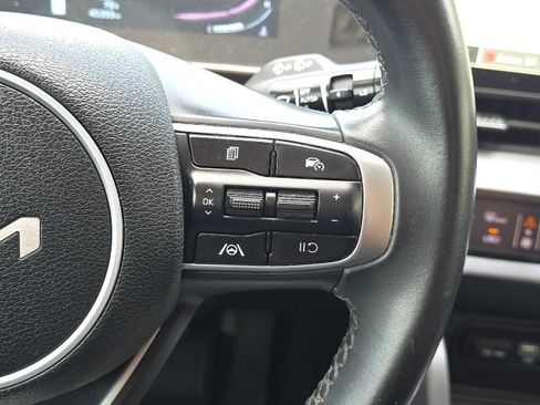 Used 2023 Kia Sportage EX FWD image 36