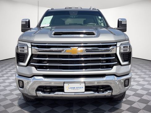 Used 2026 Chevrolet Silverado 2500 LTZ w/ LTZ Texas Edition AWD/4WD image 6