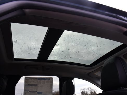 New 2026 Ford Escape Base w/ PHEV Premium Package image 17