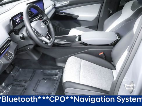 Used 2023 Volkswagen ID.4 Pro image 6