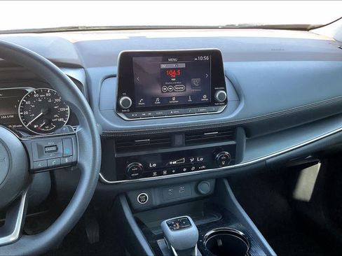 Used 2023 Nissan Rogue SV FWD image 14