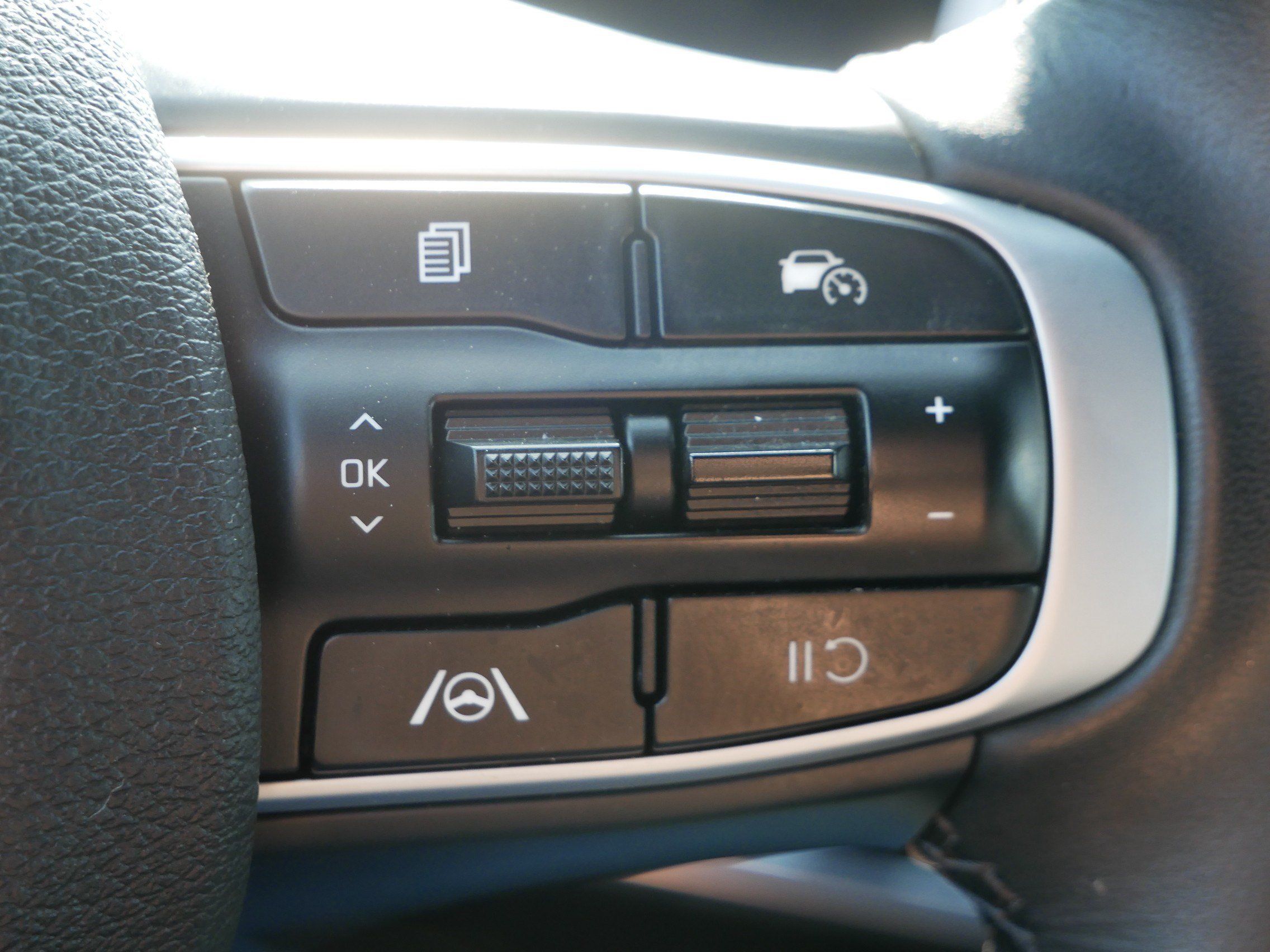 Used 2024 Kia Sportage X-Line AWD/4WD image 28