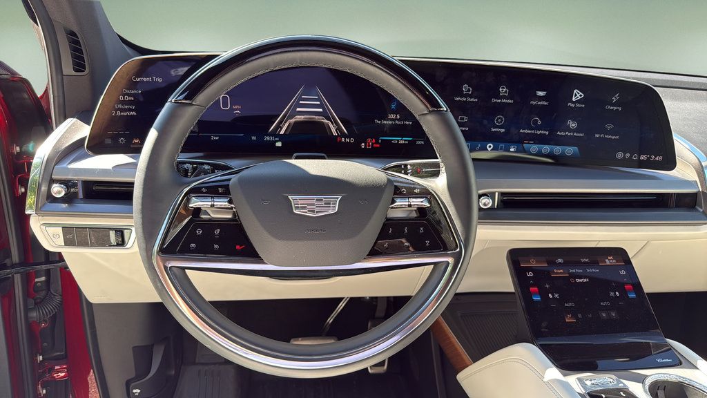 Certified 2026 Cadillac Vistiq Sport w/ LPO, Floor Liner Package AWD/4WD image 35