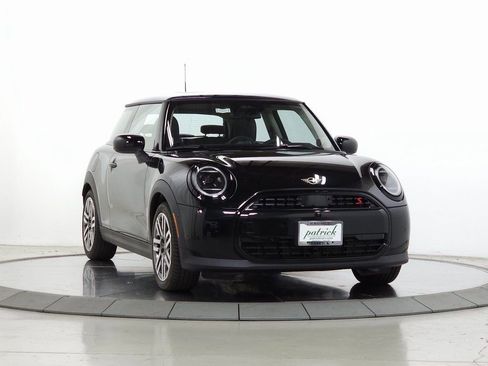 Used 2025 MINI Cooper S image 1