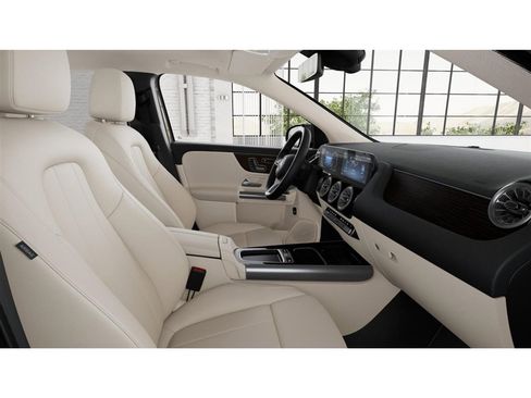 New 2026 Mercedes-Benz GLA 250 4MATIC image 4