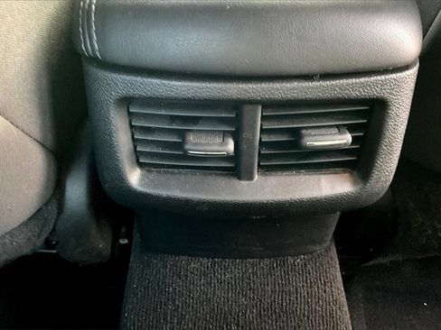 Certified 2023 Dodge Challenger SXT image 32