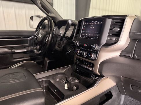 Used 2019 RAM 2500 Laramie AWD/4WD image 18