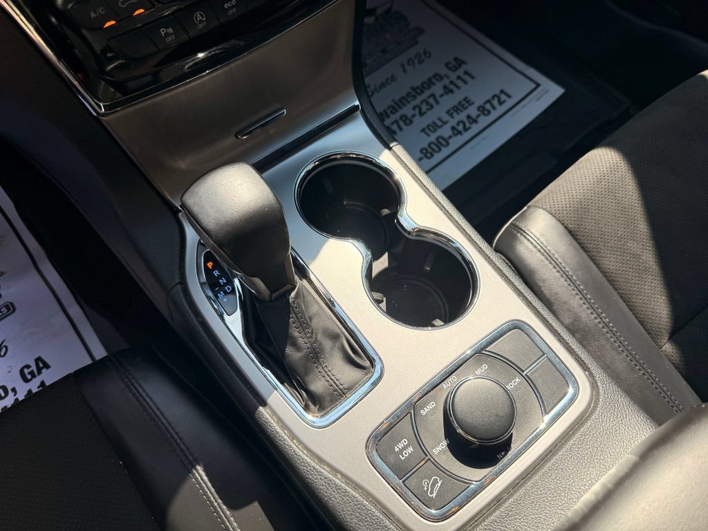 Used 2021 Jeep Grand Cherokee Altitude AWD/4WD image 22