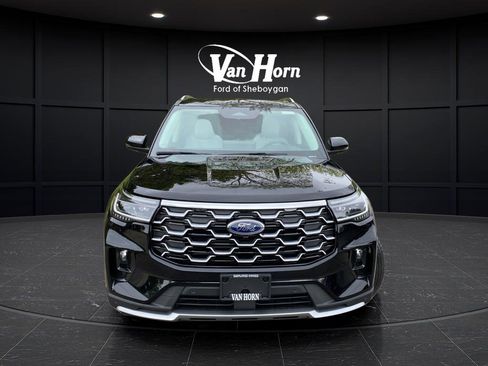 New 2026 Ford Explorer Platinum w/ LUX Leather Package AWD/4WD image 2