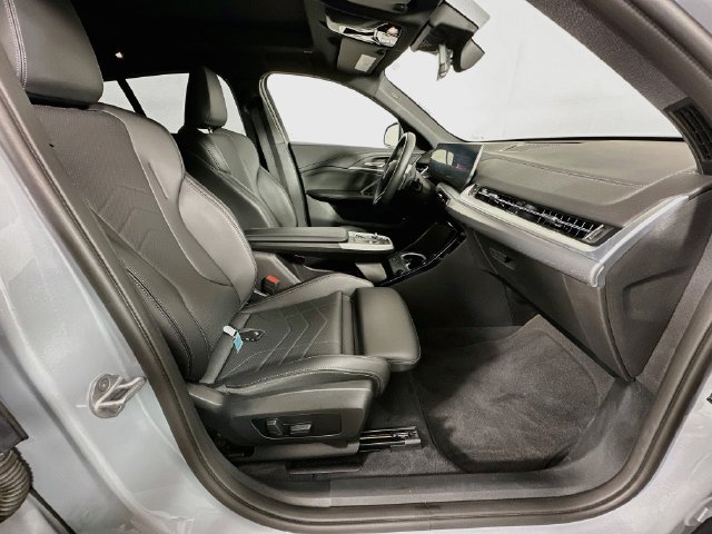 Used 2025 BMW X2 xDrive28i AWD/4WD image 28