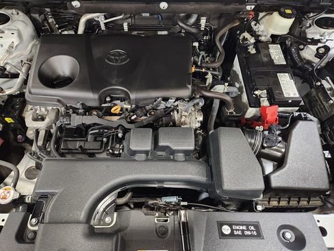 Used 2022 Toyota RAV4 LE AWD/4WD image 49