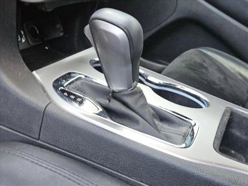 Used 2018 Jeep Grand Cherokee Altitude image 9