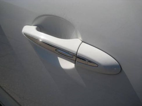 Used 2017 Jaguar XJ AWD/4WD image 25