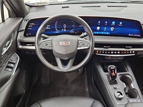 Certified 2025 Cadillac XT4 Premium Luxury FWD image 11