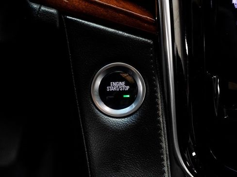 Used 2015 Cadillac Escalade ESV Premium image 22