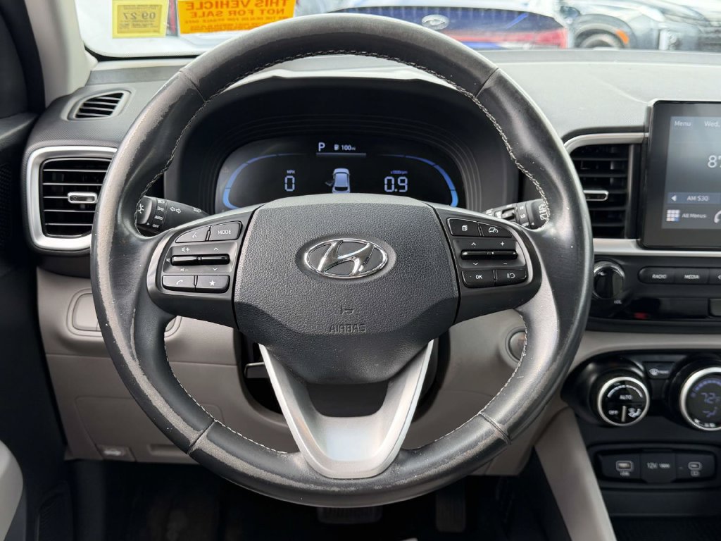 Certified 2024 Hyundai Venue SEL FWD image 15