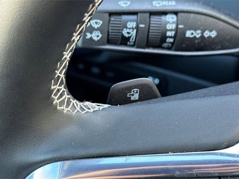 Certified 2024 Chevrolet Equinox EV LT image 35