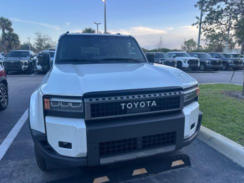 Used 2025 Toyota Land Cruiser w/ Premium Package image 5