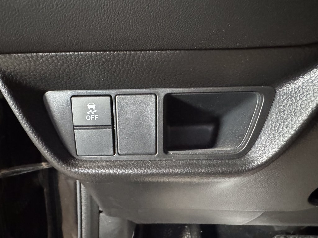 Used 2025 Honda HR-V EX-L image 18