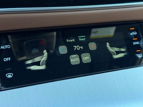 New 2026 Genesis GV70 2.5T Advanced AWD/4WD image 36