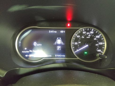 Used 2020 Nissan Kicks SV image 23