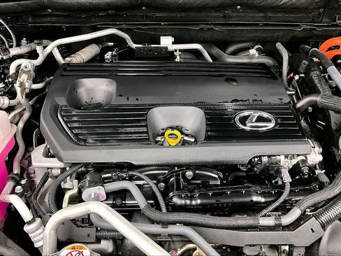 Used 2024 Lexus NX 450h+ AWD w/ Vision Package image 31