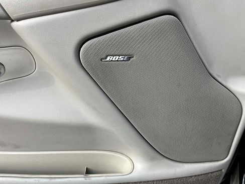 Used 2003 Cadillac Escalade AWD image 19