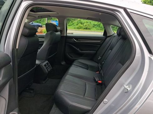 Used 2021 Honda Accord EX-L image 10