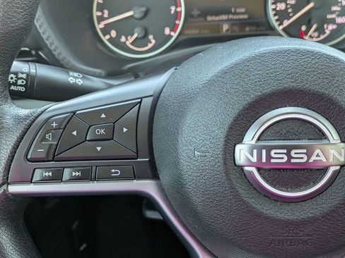 Used 2024 Nissan Sentra SV image 19