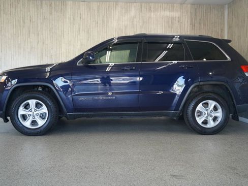 Used 2017 Jeep Grand Cherokee Laredo w/ Quick Order Package 2BE RWD image 5