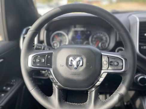 Used 2025 RAM 1500 Big Horn AWD/4WD image 23