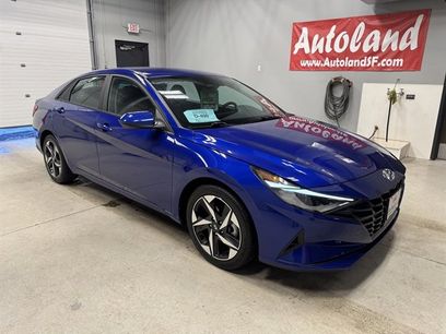 Used 2023 Hyundai Elantra SEL w/ Convenience Package