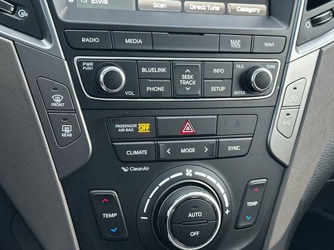 Used 2017 Hyundai Santa Fe Sport image 21