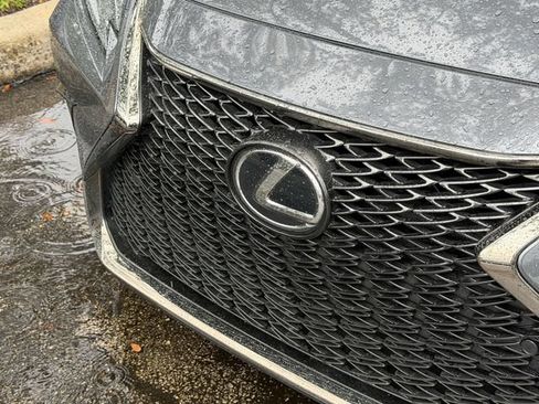 Used 2022 Lexus ES 350 F Sport w/ Accessory Package 2 FWD image 11