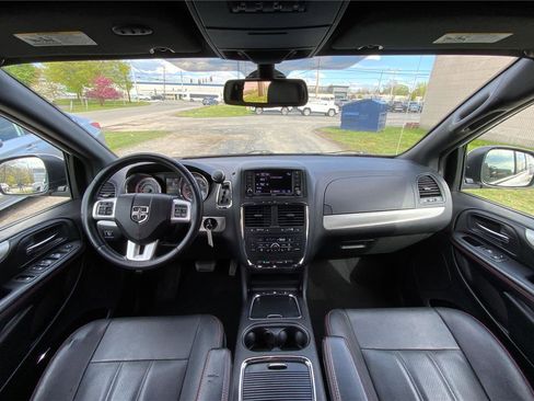 Used 2019 Dodge Grand Caravan GT FWD image 32