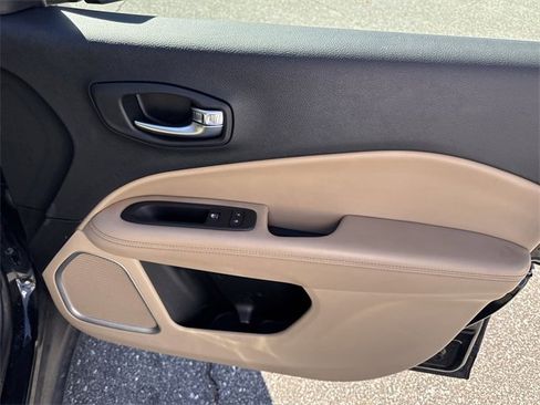 Used 2019 Jeep Compass Sport image 14