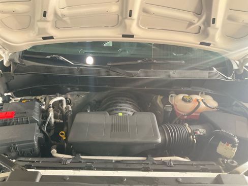 Used 2024 Chevrolet Silverado 1500 W/T w/ Z71 Off-Road Package image 18